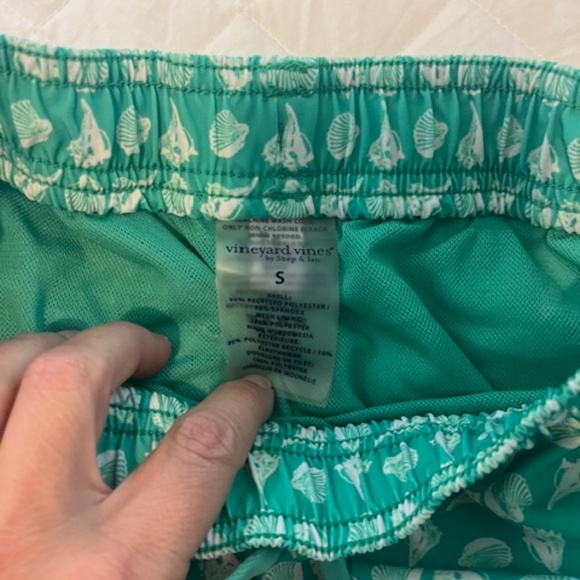 Vineyard Vines Swimsuit Boys - Picture 3 of 3